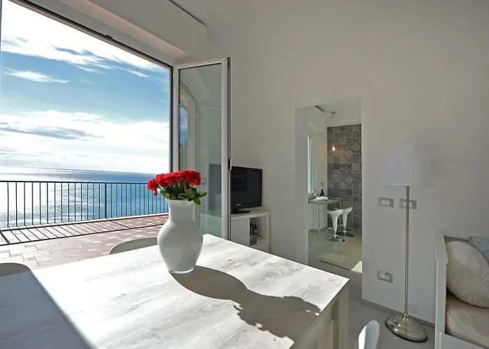 Feriehus Casa Al Mare In Liguria *