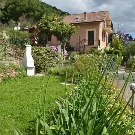 Tatil Evi Casa Al Mare In Liguria *